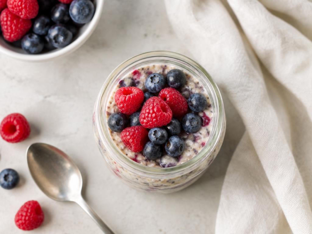 Berry Protein Overnight Oats